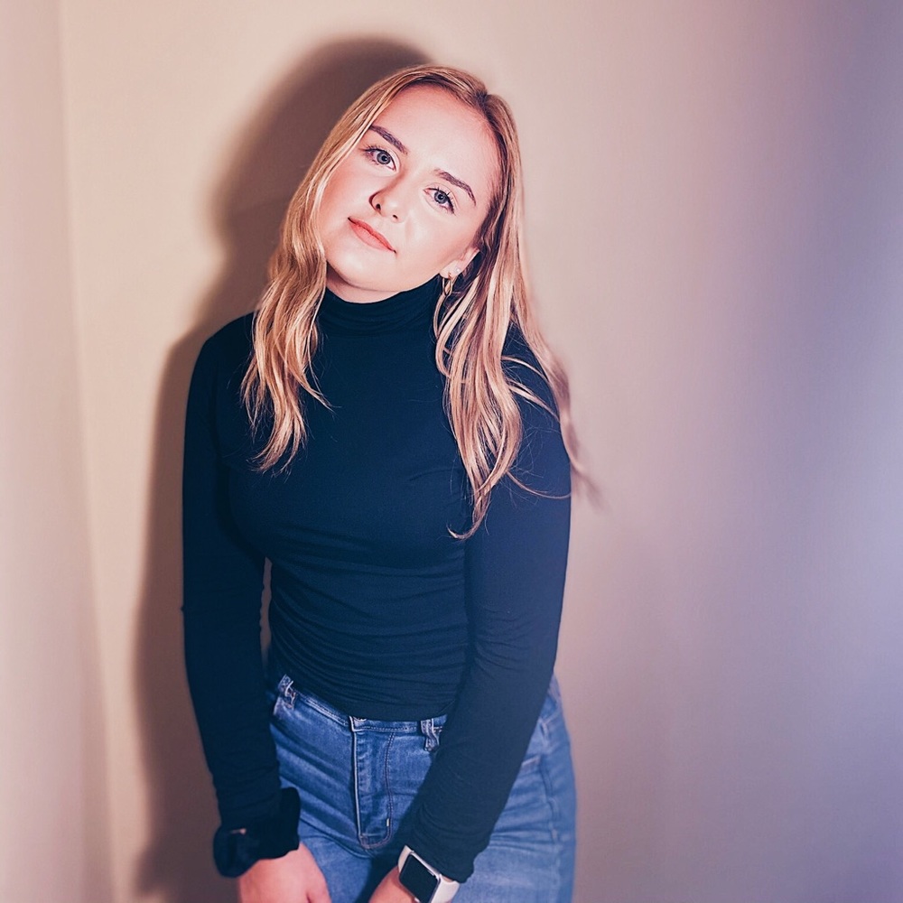 Meet your Posher, Gabbie